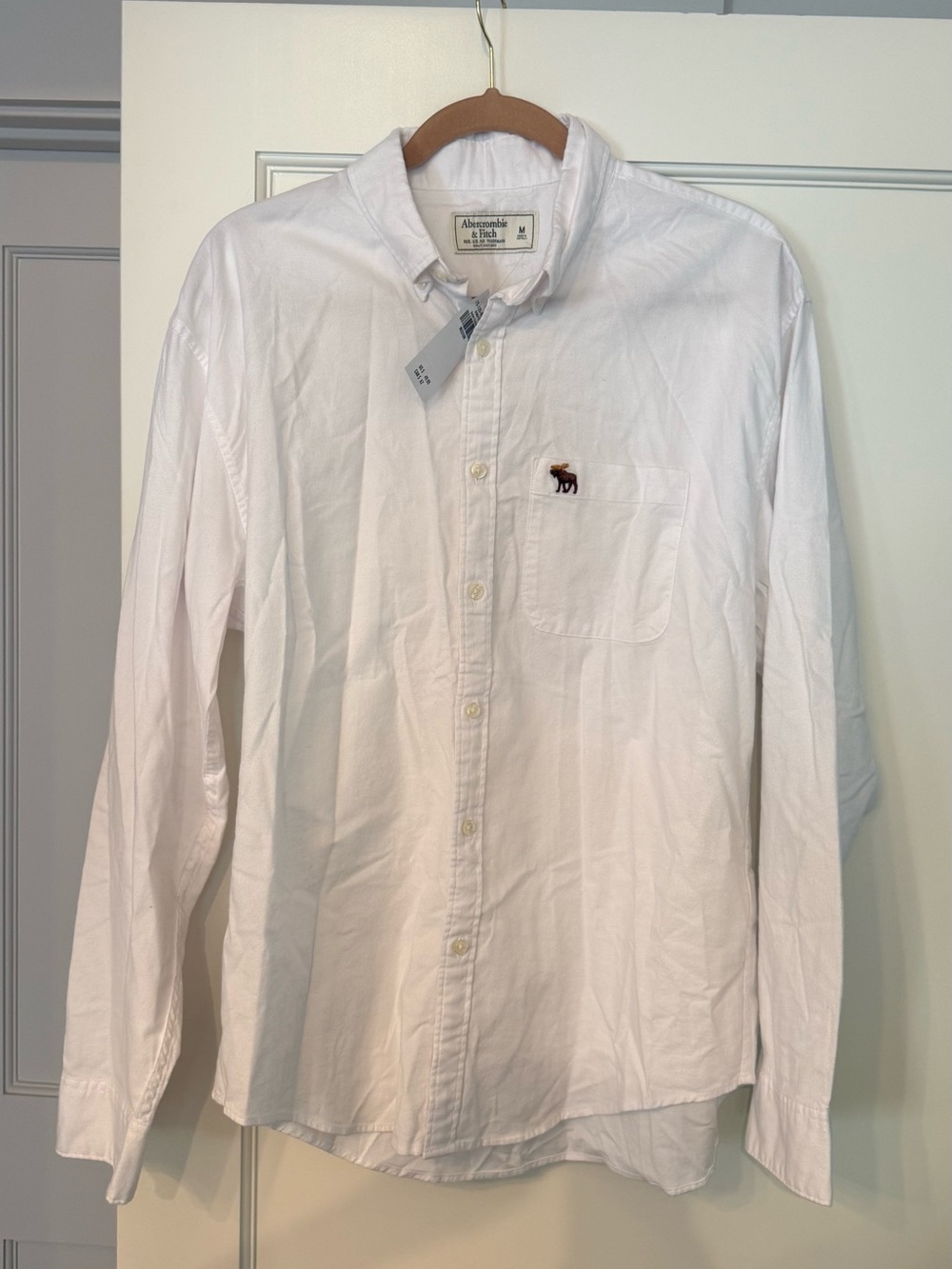 Abercrombie & Fitch Men's White Button-Down Oxford Shirt, medium, NWT
